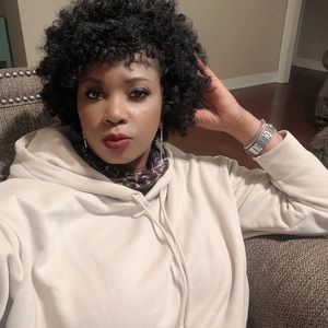 Meet your Posher, Qualynn